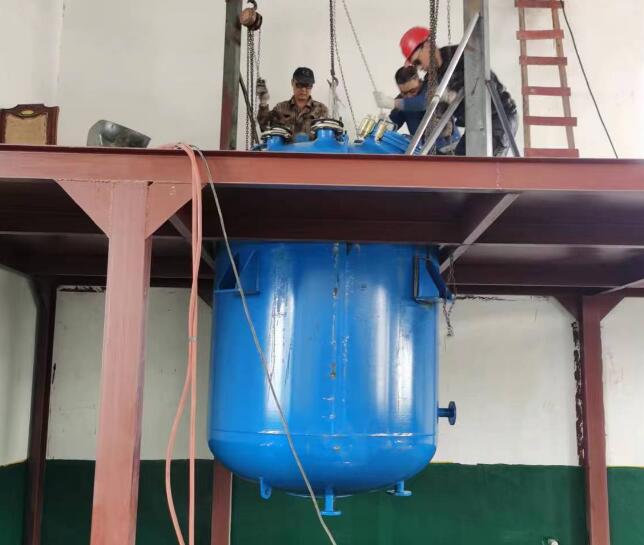 湖南客戶反應釜指導安裝